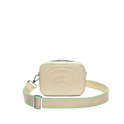 https://accessoiresmodes.com//storage/photos/1069/SAC LACOSTE/aab92877-b907-4556-955a-beb54b64f653-removebg-preview.png